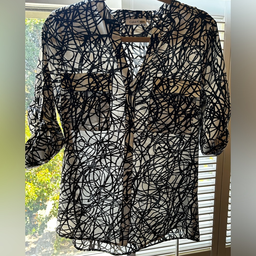 Calvin Klein Blouse with bunched sleeves